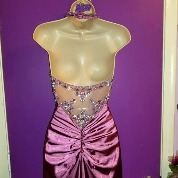 EVENING GOWN - Picture 7 of 10